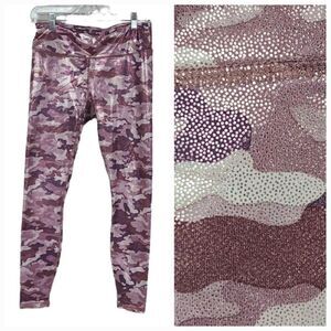 Fabletics Define Mid-Rise PowerHold Legging Pink Shine Camo Shimmer Small Active